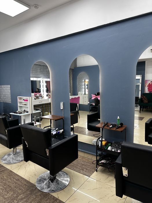 Сдаётся в аренду парикмахерское кресло