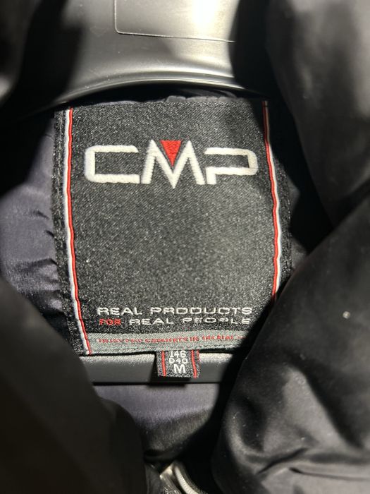 Дамско зимно яке разер M