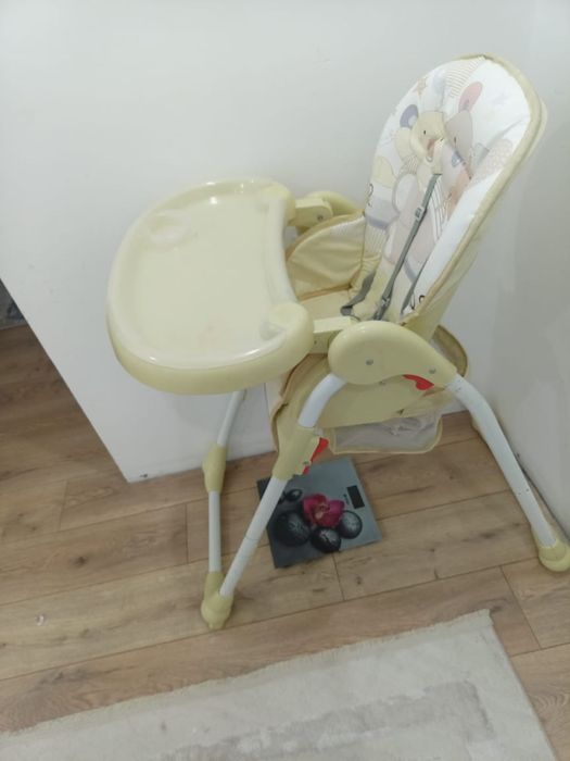 продам стульчик для кормление