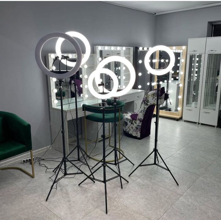 Salon jihozlari, lampalar.