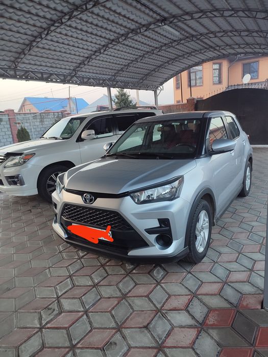 Продам тойота райз 2022 г.в.