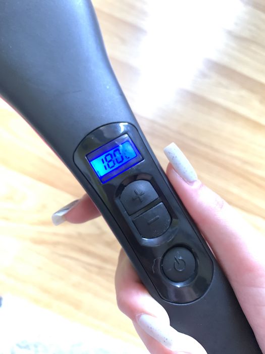 Perie îndreptat parul