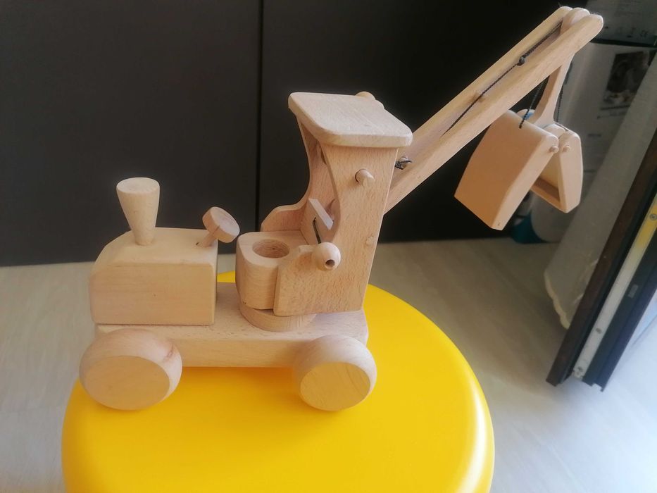 Macheta excavator lemn