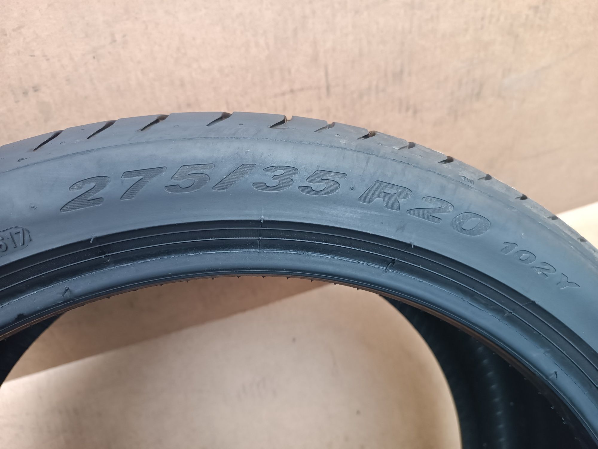 275/35/20 Pirelli