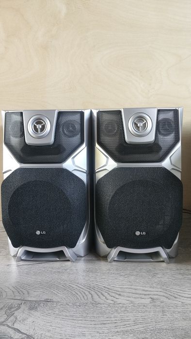Музыкальный центр LG