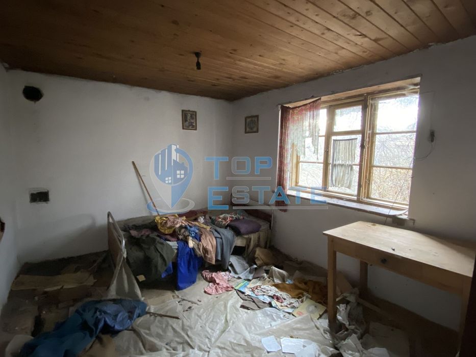 Продава се Къща в с. Денчевци, Област Габрово - 85 кв.м за 452 €/кв.м - Снимка #3