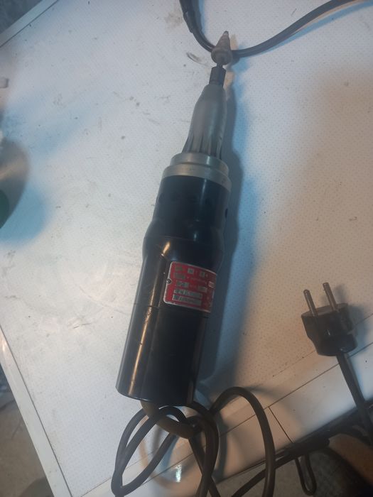 Прав шлайф Немски