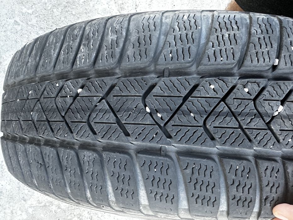 Anvelope Pirelli Sottozero 3