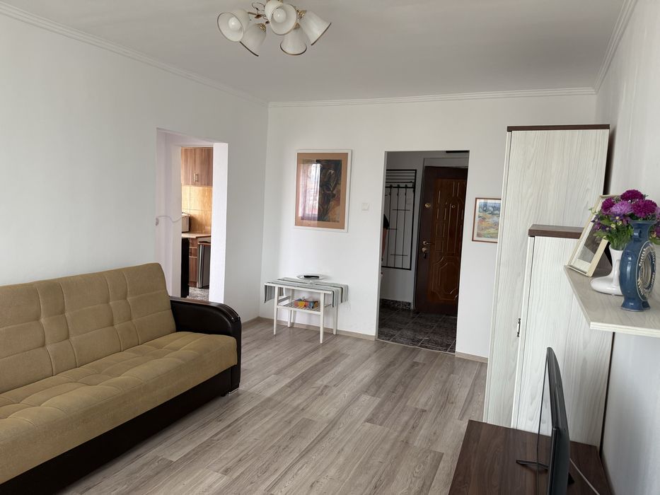 Inchiriez apartament 2 camere zona buna, termen lung