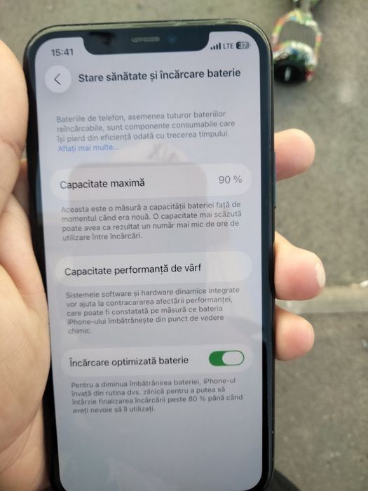 Vând iPhone 11 pro impecabil de 64 gb