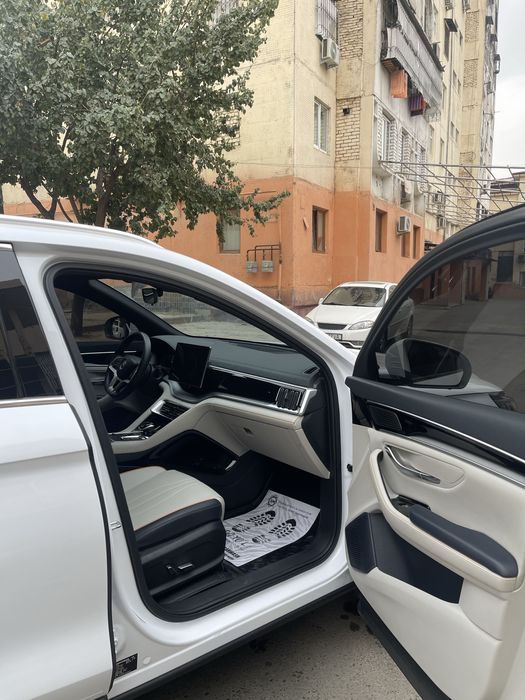 Byd Song Plus 23 salondan olingan