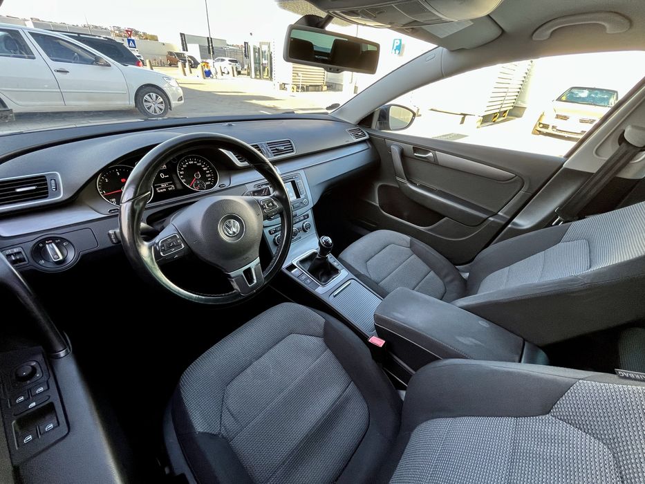 Volkswagen Passat B7, 2.0 TDI EURO 5/Proprietar