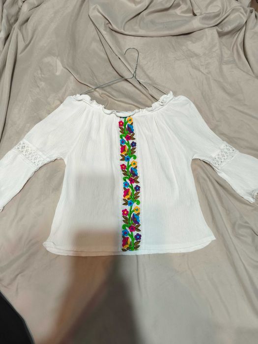 Costum popular ie+fusta neagra 140