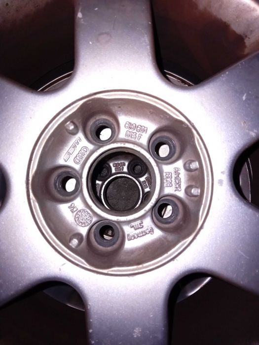 Летни гуми с джанти