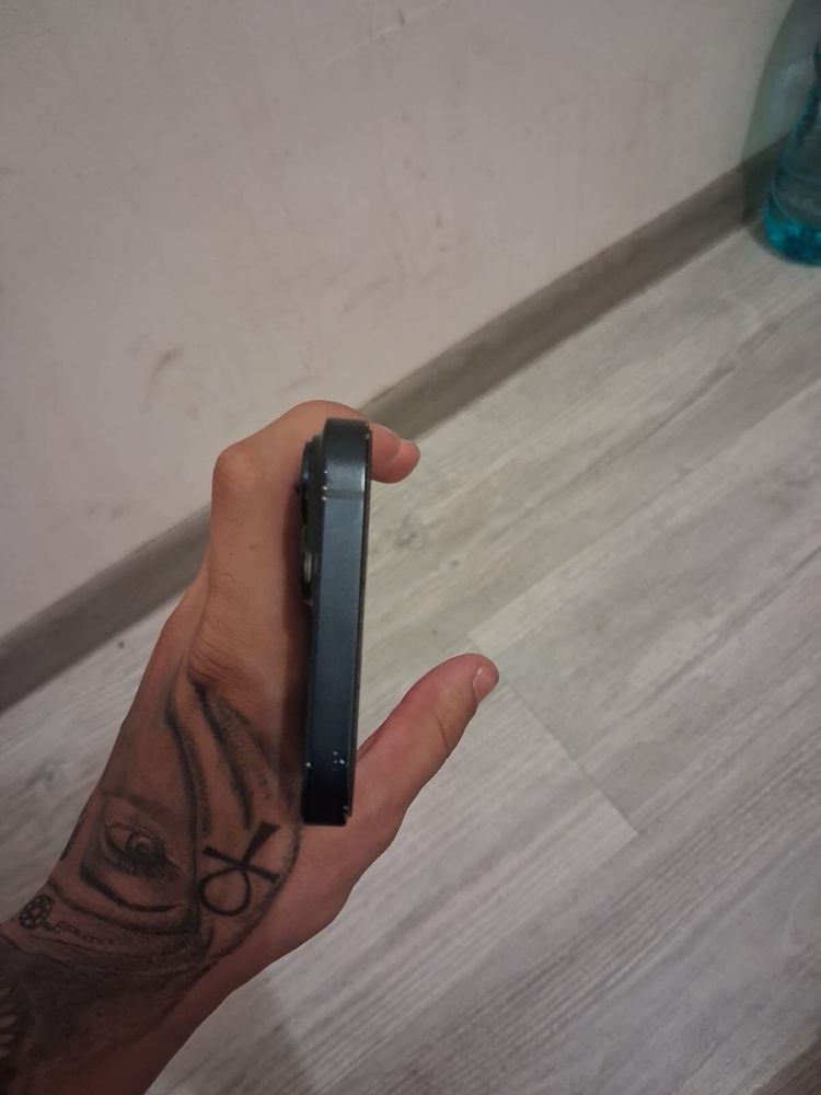 Vand Iphone 14 128