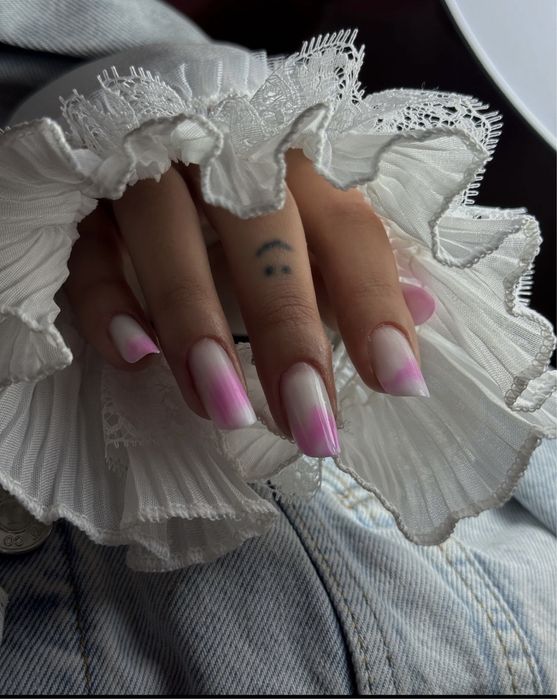 Unghii cu gel - construcție