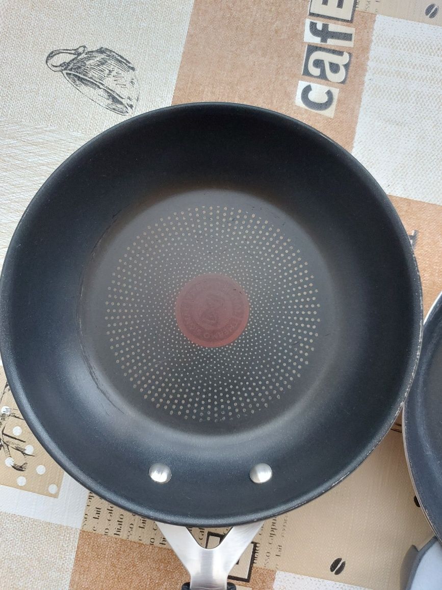Два тигана ма марката "Tefal"
