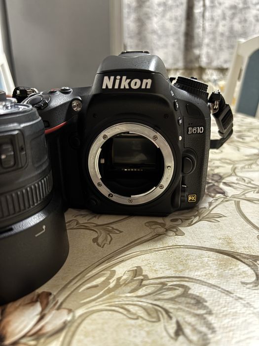Nykon D610 full frame ca nou …