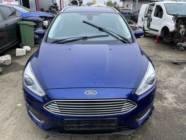 Dezmembrez Ford Focus 2017