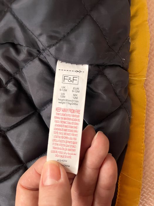 Geaca parka calduroasa cu gluga