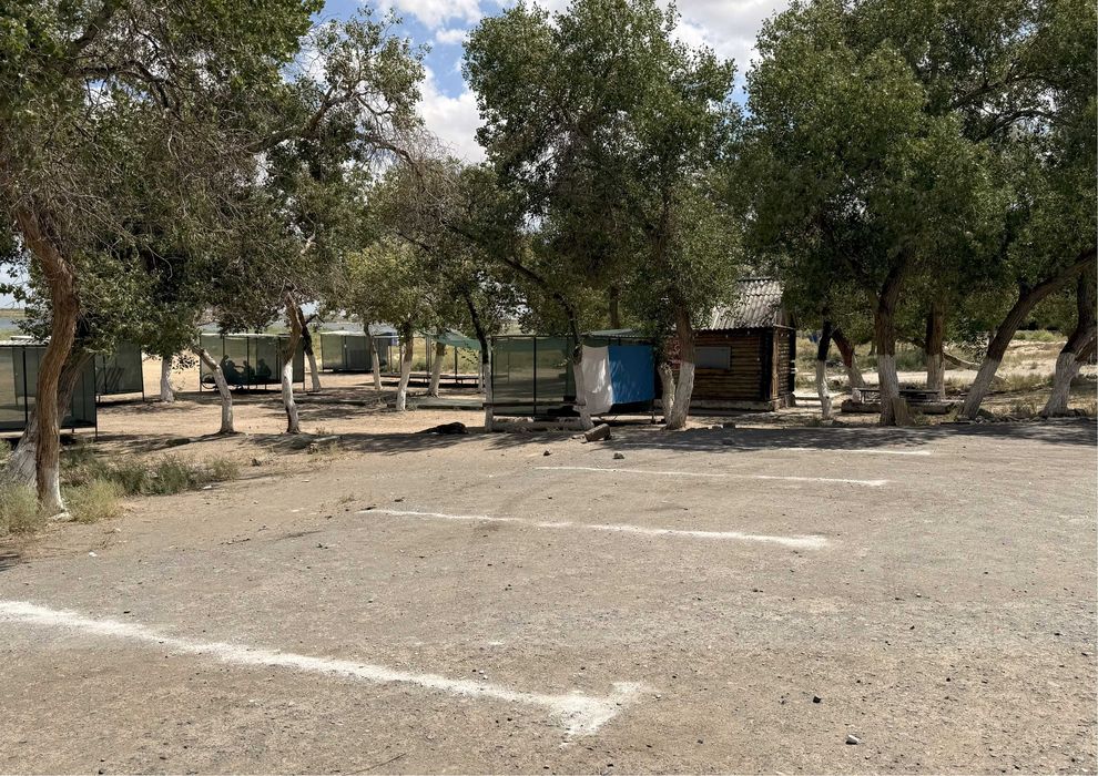 Тез-арада "Ашшы-кол" бойында жер майданы сатылады!