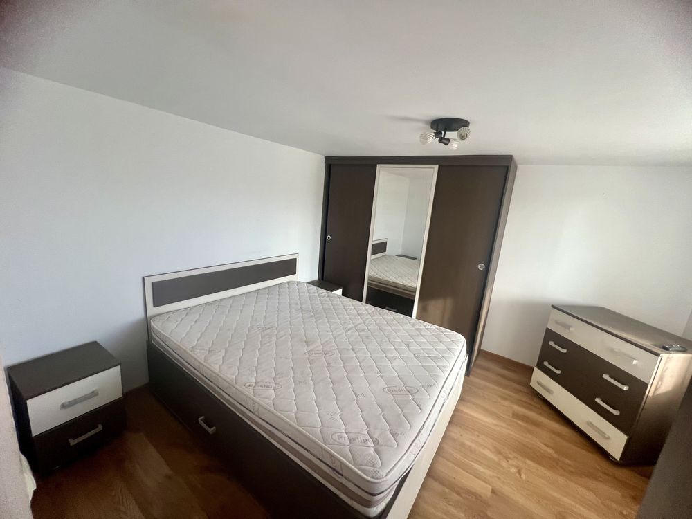 Casa de vanzare cu 4 camere in Lipova, Bacau