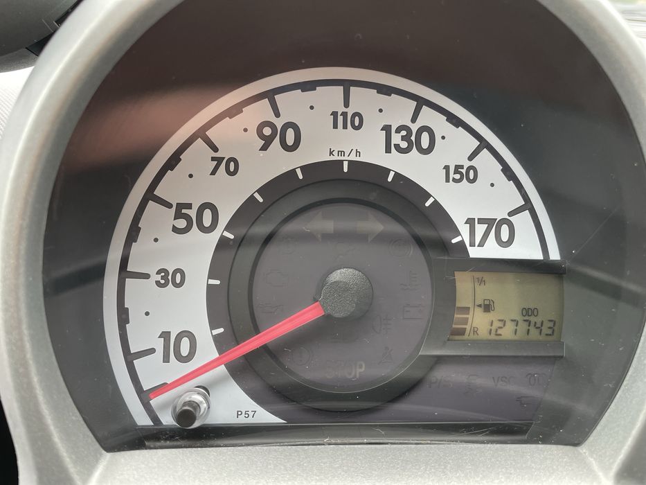 Toyota Aygo ~4 usi ~127000km