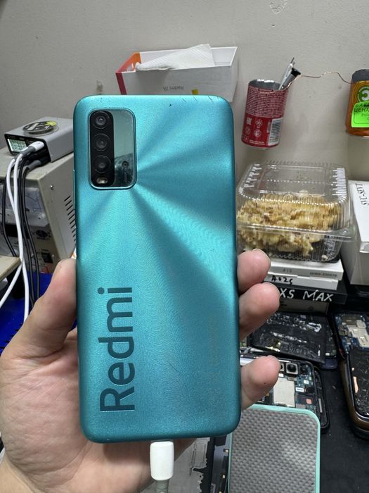продам Redmi 9T. память 64гб. хорошо работатеть