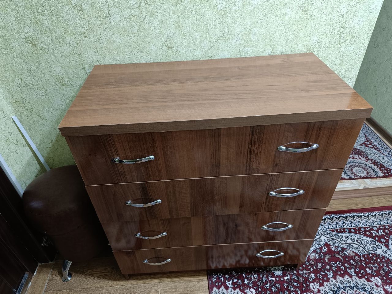 Продается комод в хорошем состоянии