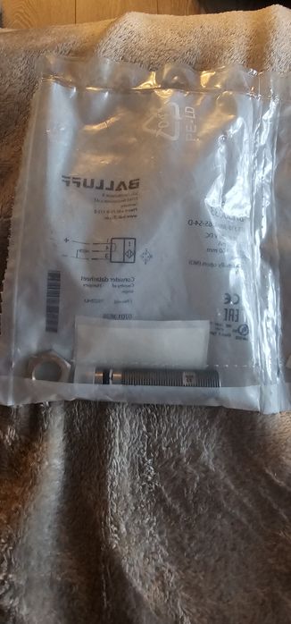 Senzor inductiv Balluff BHS0033