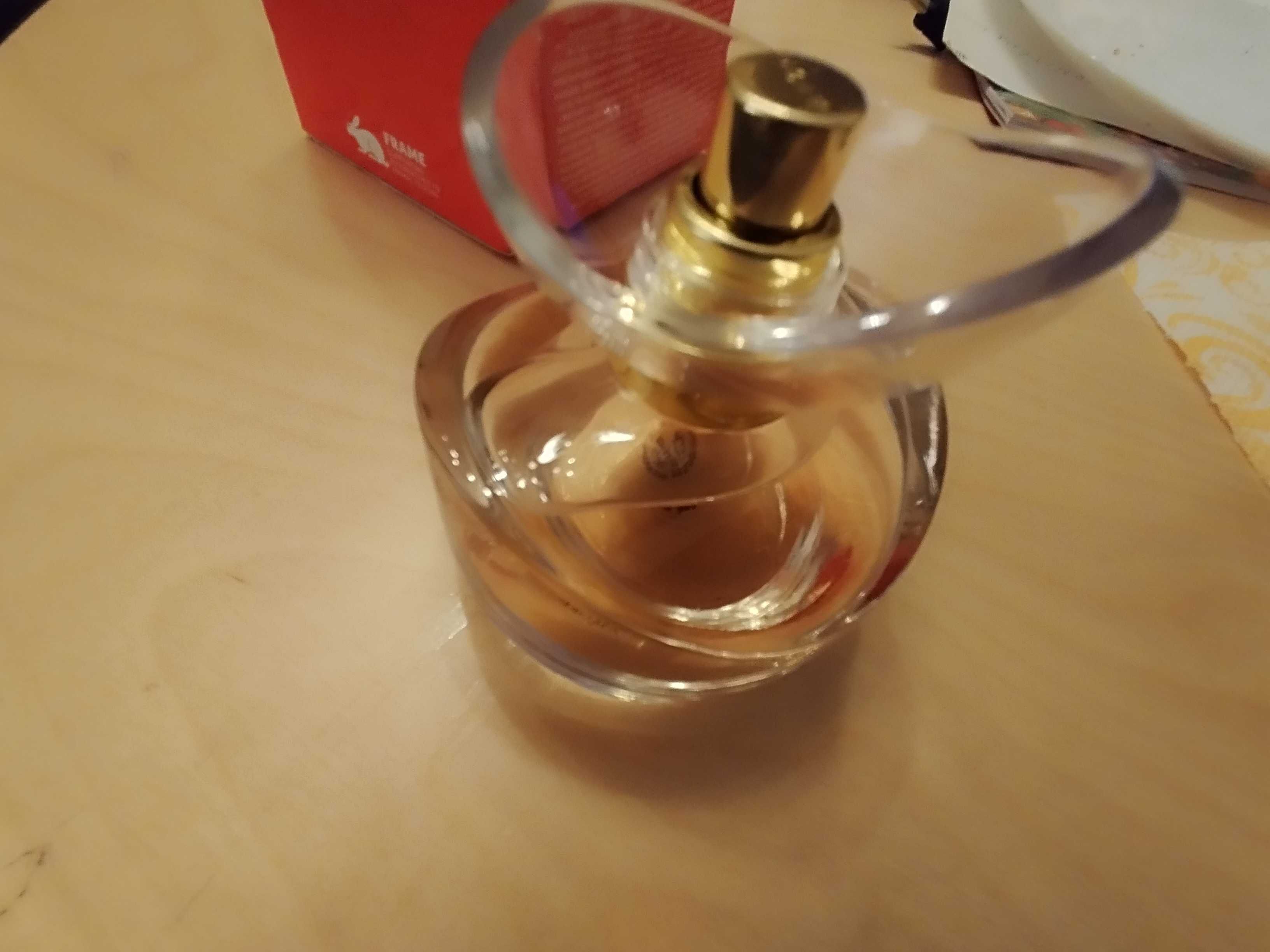 Парфюми/ тоалетна вода AVON cherish escape 50ml