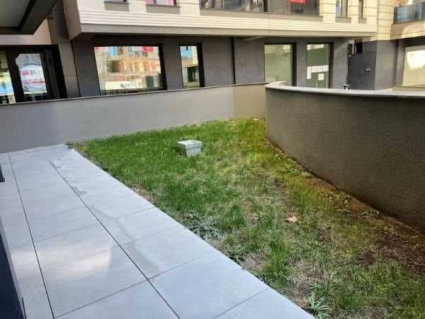 Продава се Тристаен апартамент в Пловдив, Каменица 2 - 117 кв.м за 1411 €/кв.м - Снимка #1