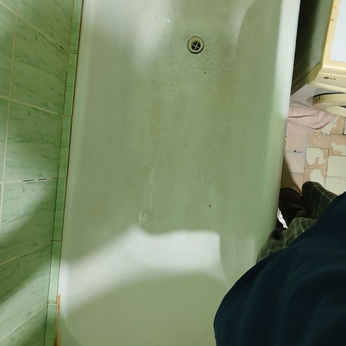 Продаётся Ванная чугунная