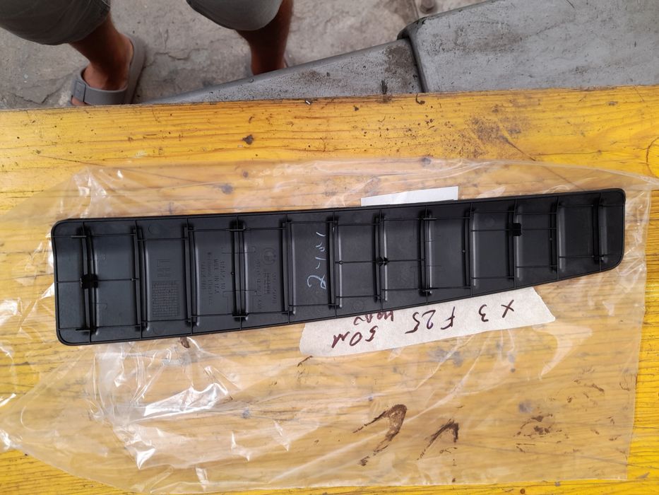 Лайсна багажник таван ново   BMW X3 F25