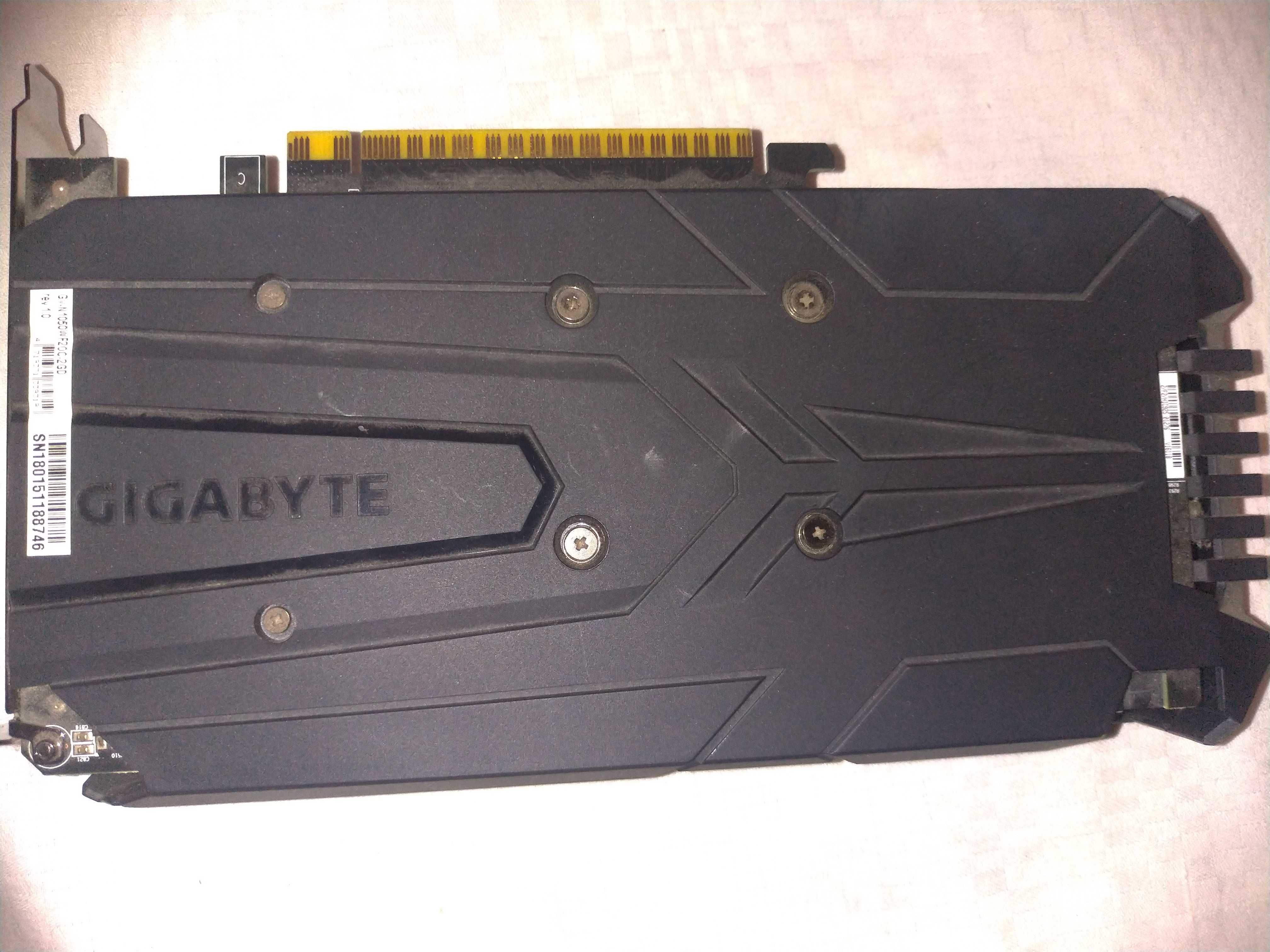Placa video gtx 1050 și alte componente pc