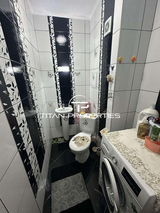Дава се под наем Тристаен апартамент в Бургас, Зорница - 110 кв.м за 816 € - Снимка #7