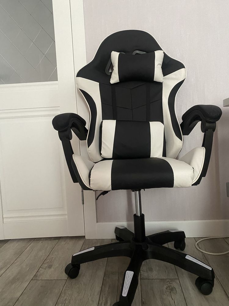 Игровоеее кресло