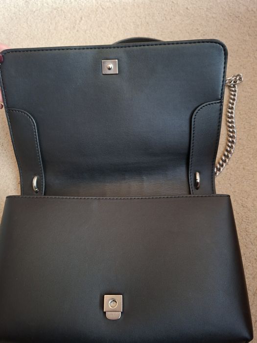 Черна дамска чанта Calvin Klein