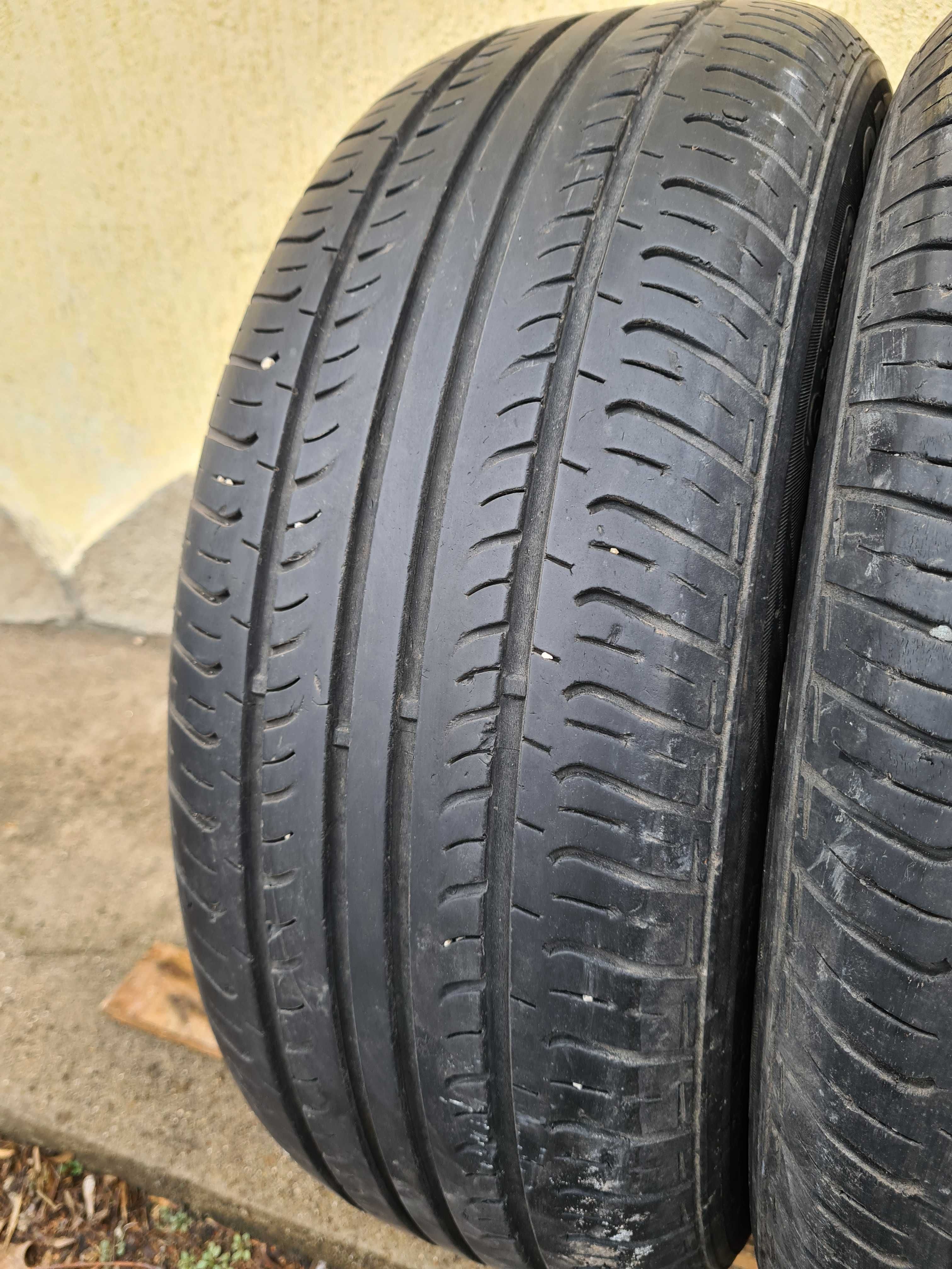 2 бр. летни гуми 225/60/17 Hankook 5,5 mm DOT 2312