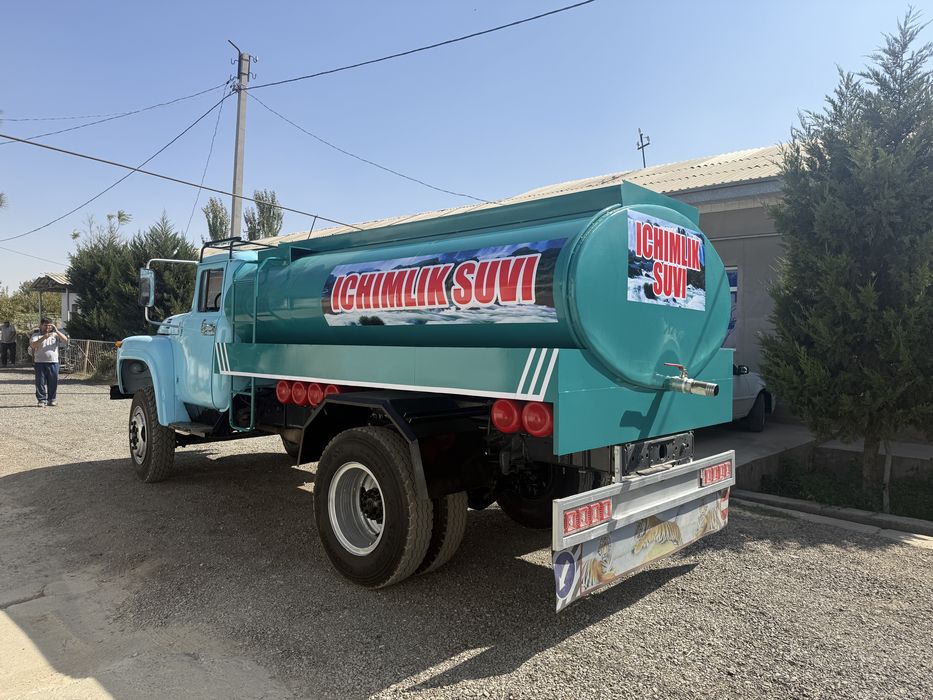 Zil 130 vadavoz zor holatda