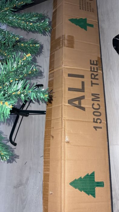 Brad artificial nou nout 150 cm