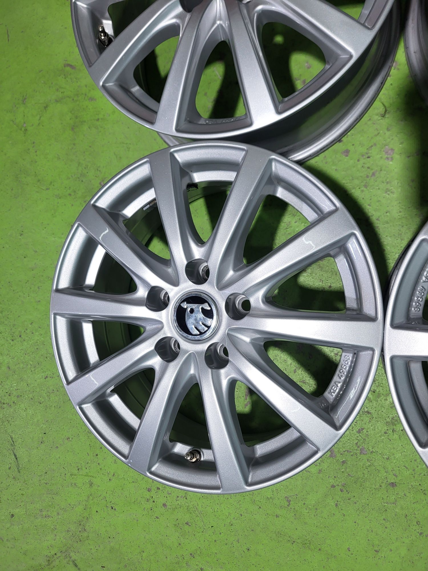 16 5x112 Skoda лети джанти 5х112 шкода