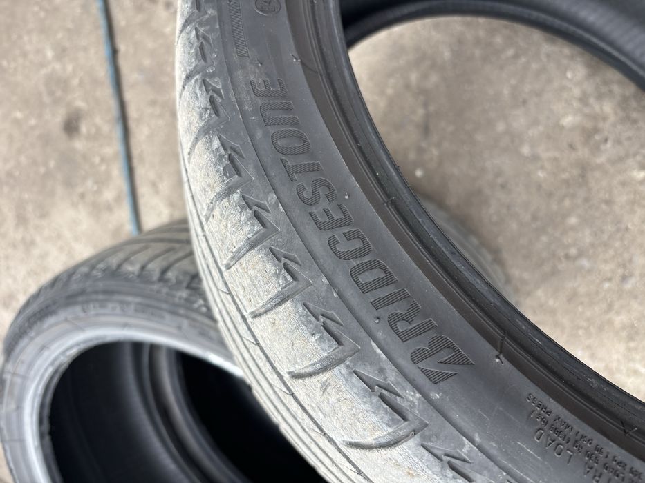 Bridgestone 225/40 18 дот20