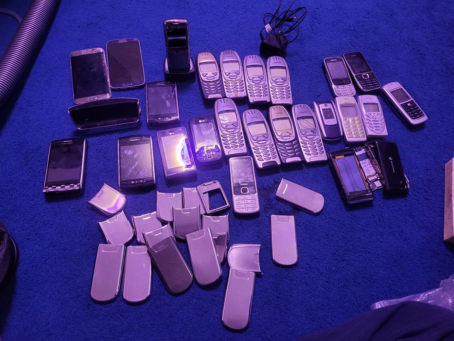 Vând lot de telefon Nokia
