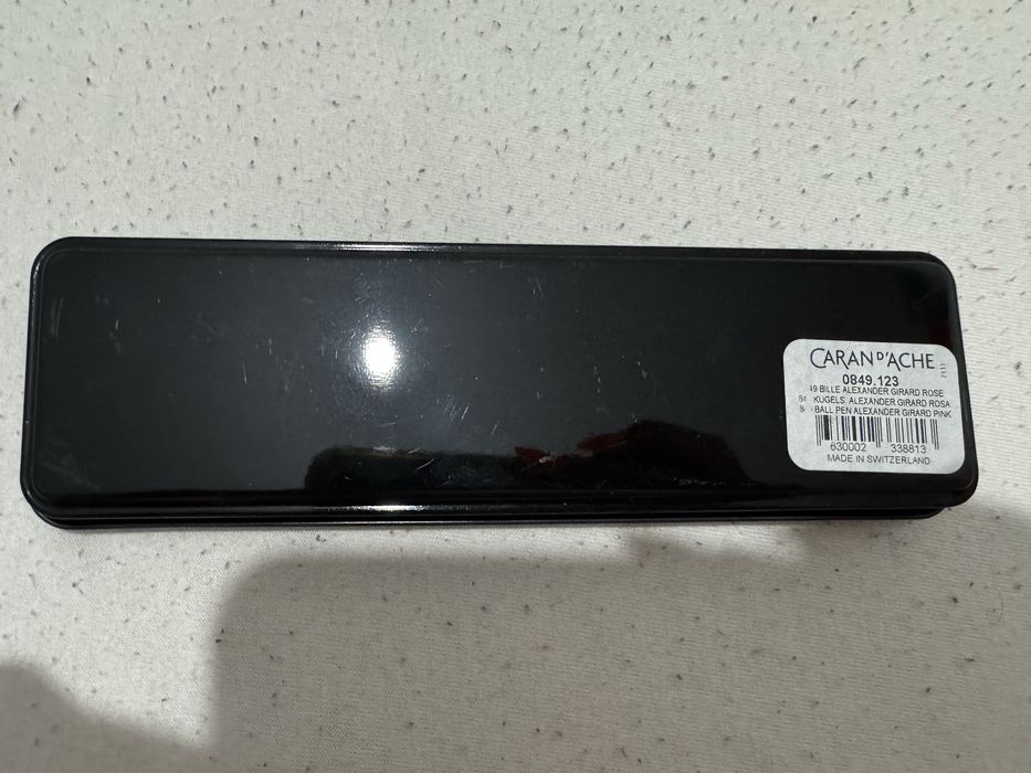 Pix Caran D’Ache 849 Alexander Girard