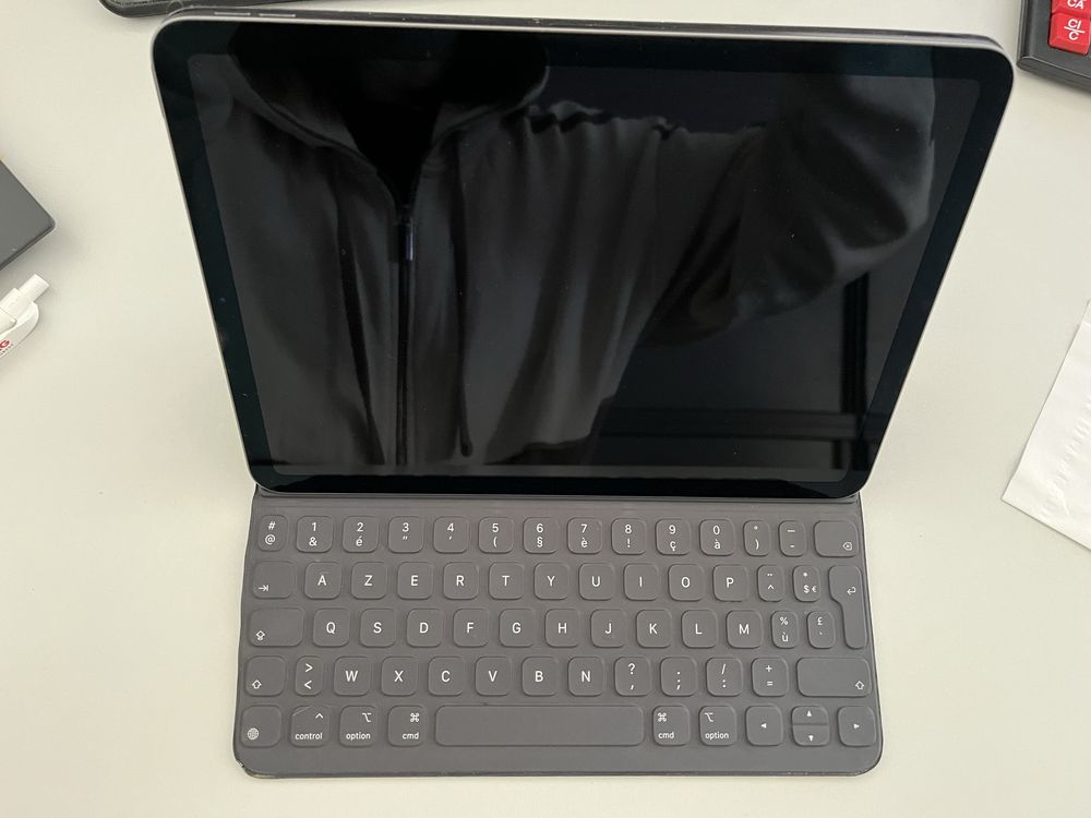 iPad Air 4th 10.9” 64GB + Smart keyboard + Apple Pen 2nd gen