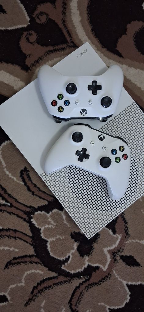 Xbox one s sotiladi