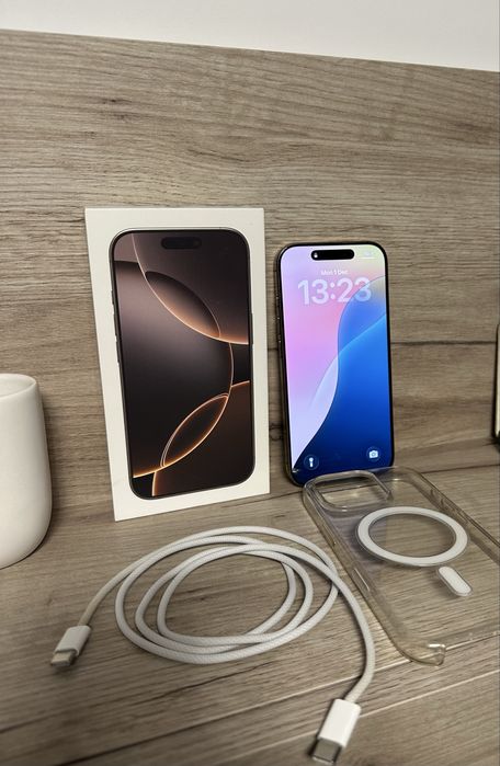 IPhone 16 Pro 256 GB 92% Baterie 10/10 Intreținut exempar full box