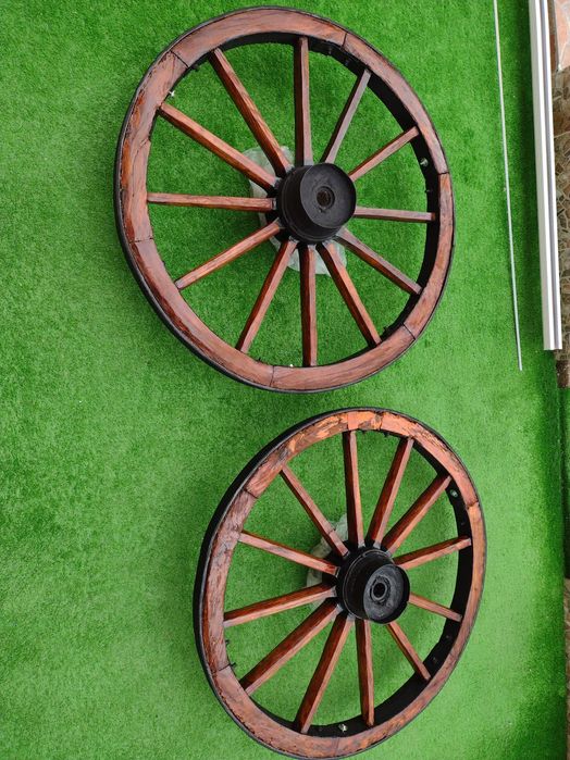 Колела от каруца-реставрирани
