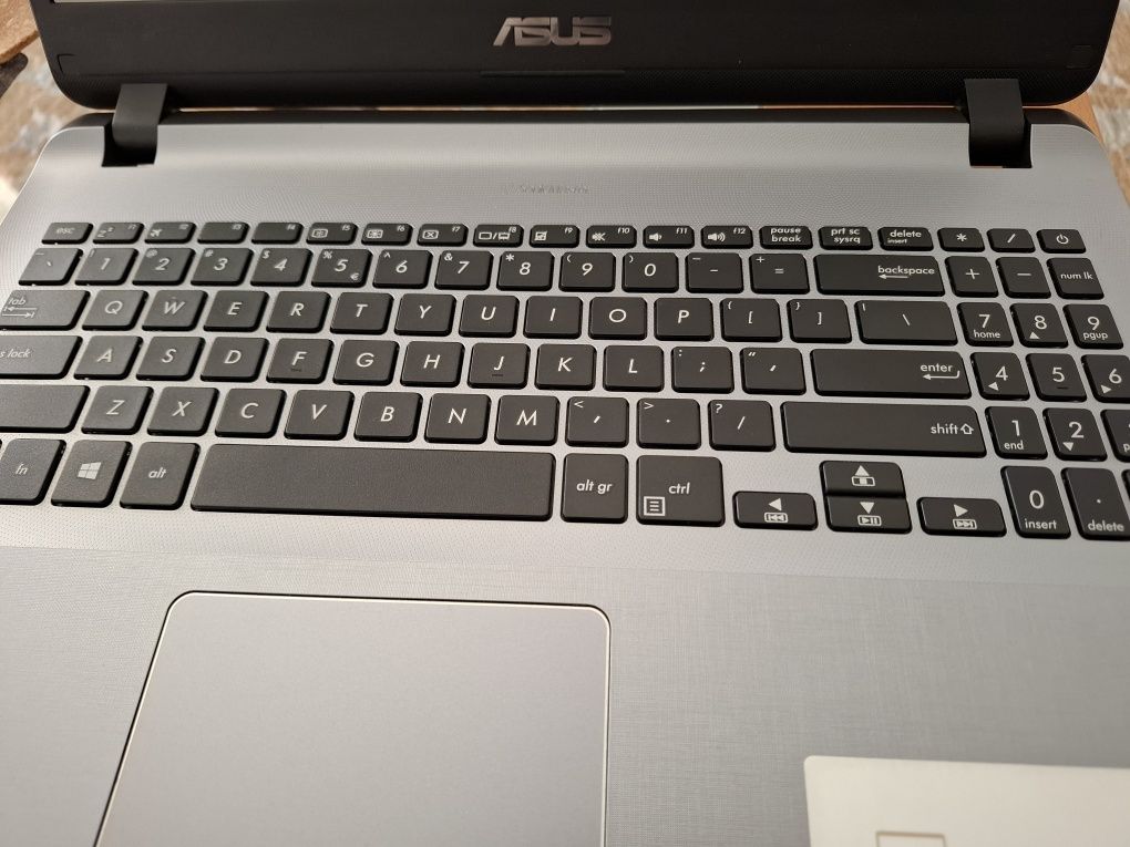 Laptop VivoBook ASUS 15 X507UAR, Intel Core i7, RAM 16 Gb, SSD 512 Gb